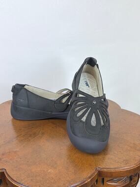 NIB JBU Jambu Charcoal Black Pearl Eco Vegan Slip On Shoes Size 10 New In Box